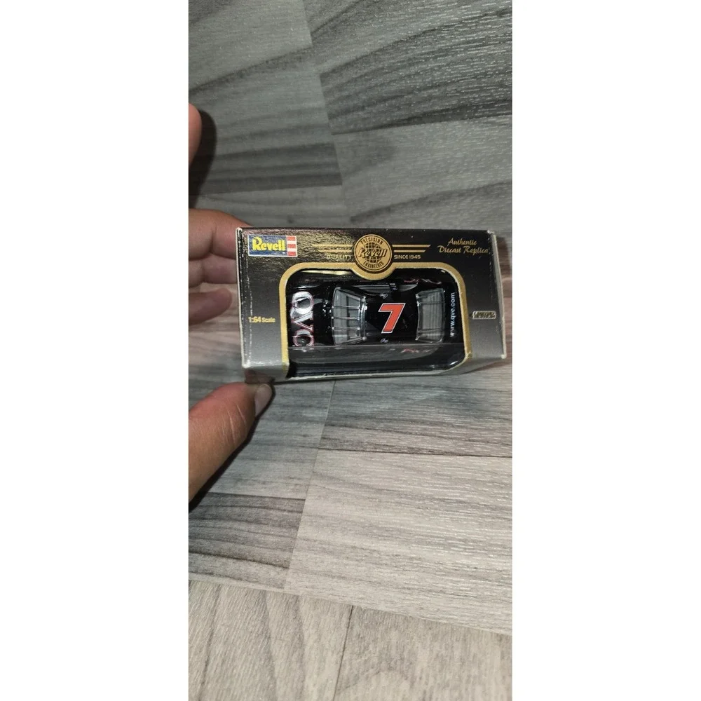 Geoff Bodine #7 QVC Diecast 1997 Ford Thunderbird Revell 1:64 Limited Edition